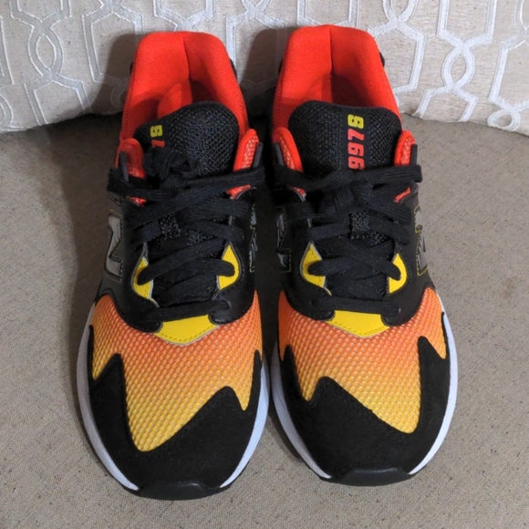 New Balance 997S Sundown - Picture 1 of 6